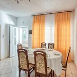 Apartament By The Sea - 2895