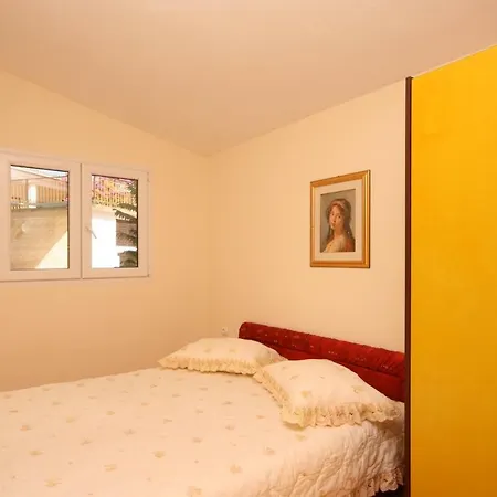 By The Sea - 2895 * Rogoznica (Sibenik-Knin)