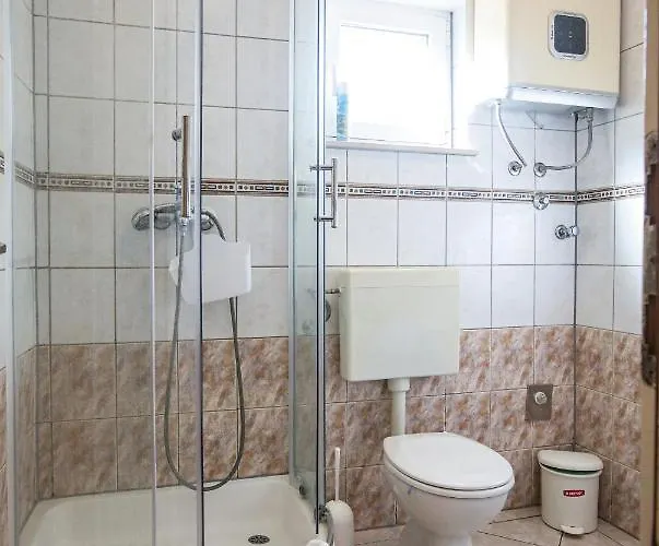 By The Sea - 2895 Apartment *