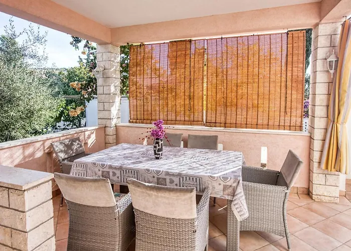 By The Sea - 2895 Apartment Rogoznica (Sibenik-Knin)